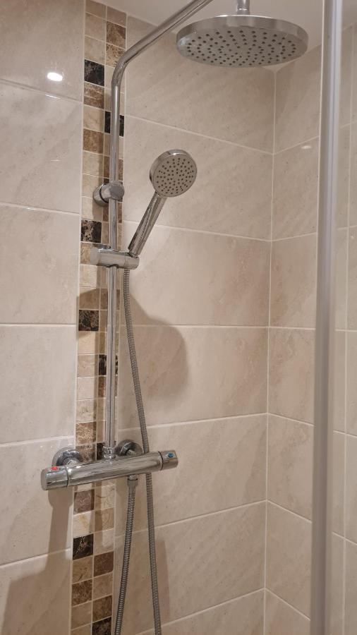 Large Double With Ensuite And Double Shower - *