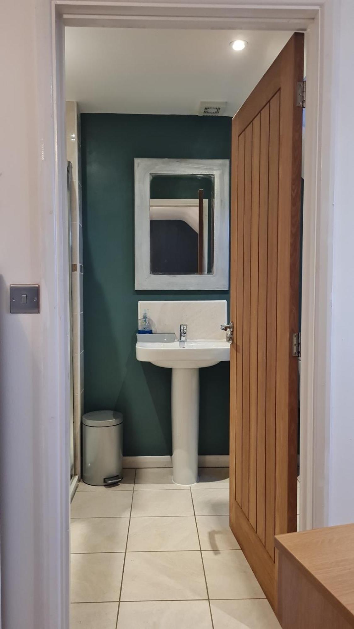 Large Double With Ensuite And Double Shower - *